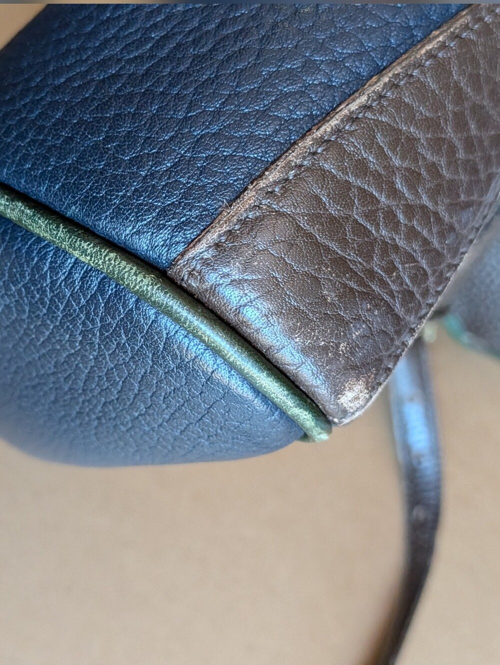 Dooney & Bourke Pebbled Blue Leather Saddle Bag with Green Trim - Picture 4 of 9